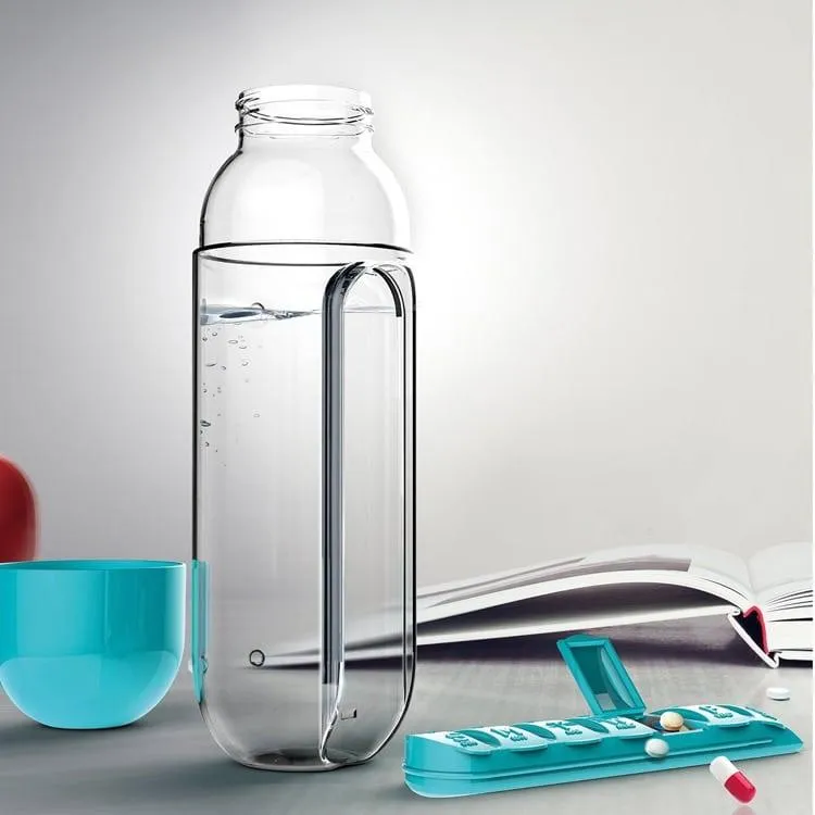 600ml Plastic Water Bottle with Daily Pill Organizer